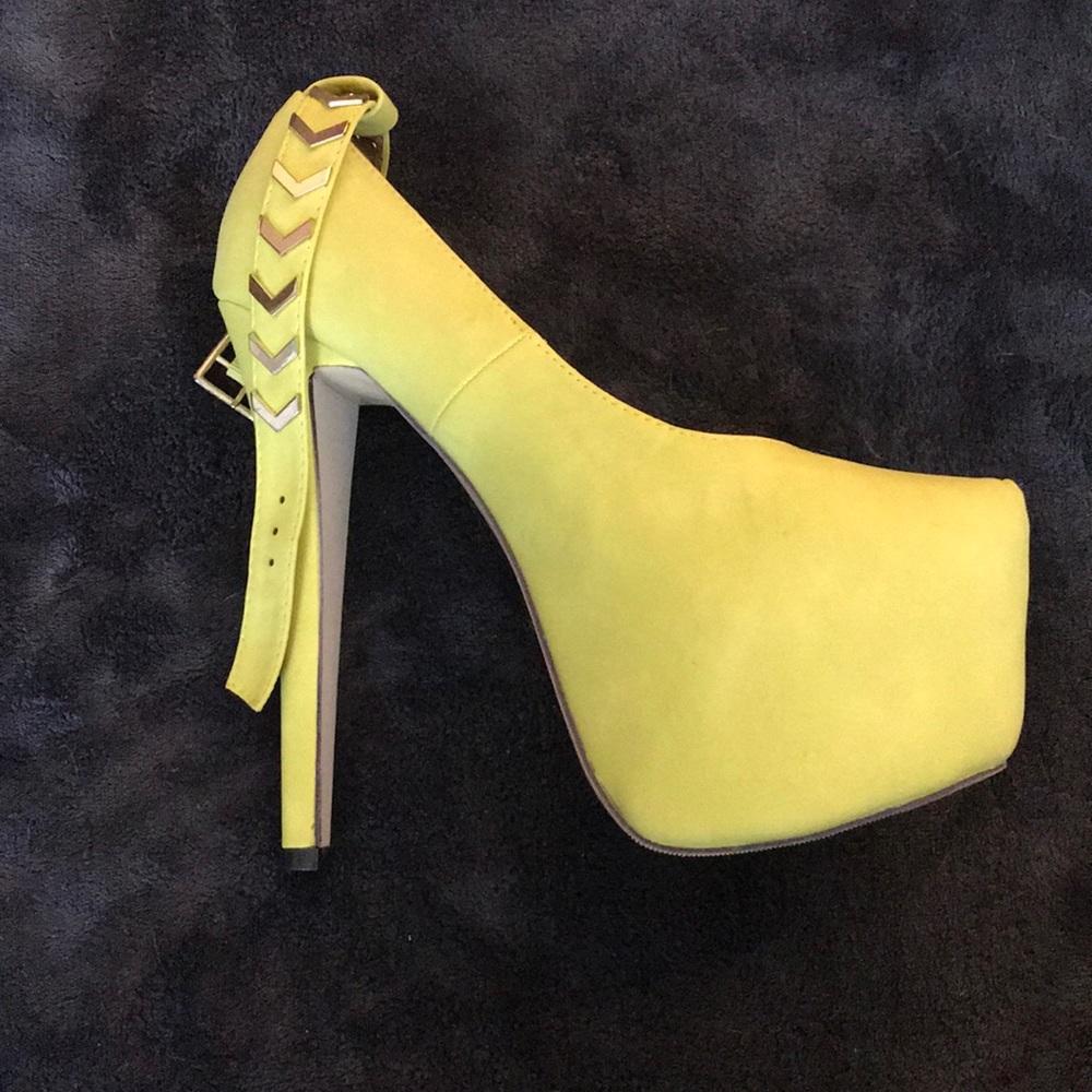 VINTAGE STYLE PLATFORM HEELS